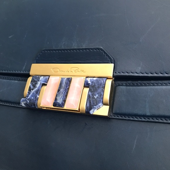 Oscar de la Renta
Large Madison Crossbody bag - Picture 3 of 8